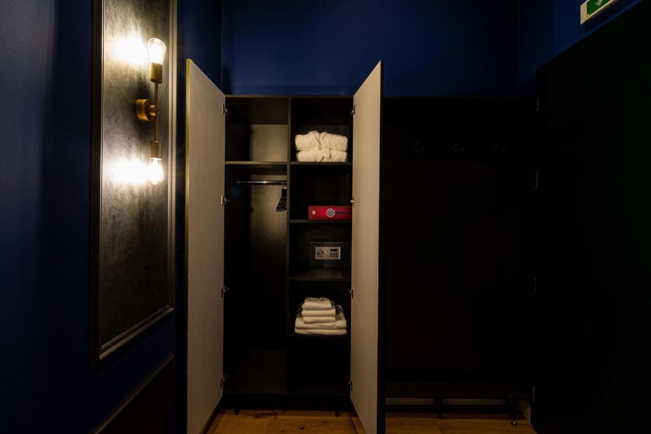 Boutique Hotel Cocosul De Aur Targu-Mures Bagian luar foto