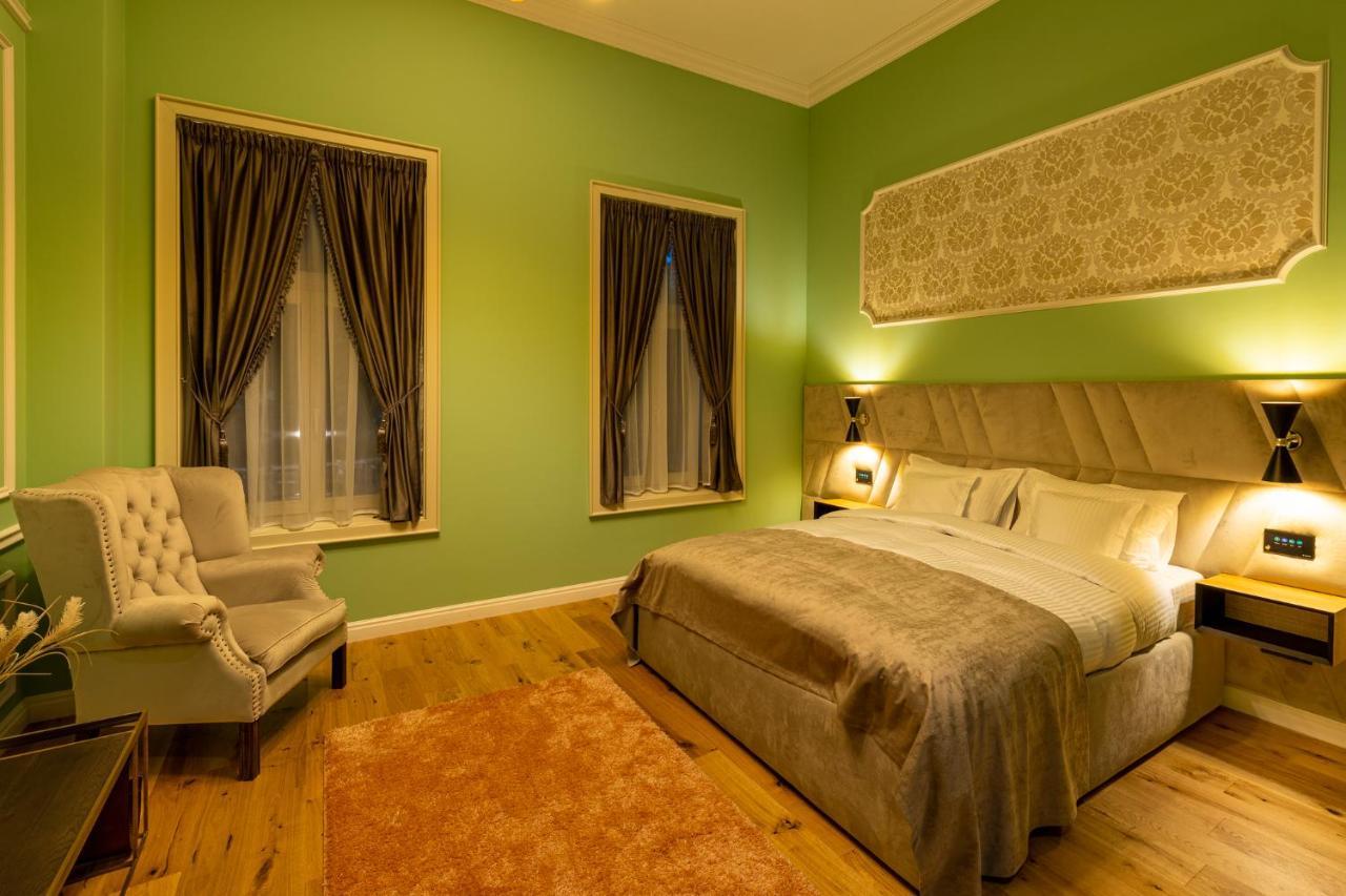 Boutique Hotel Cocosul De Aur Targu-Mures Bagian luar foto