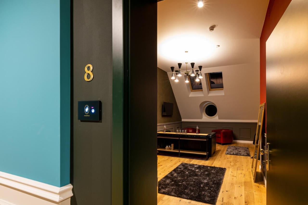 Boutique Hotel Cocosul De Aur Targu-Mures Bagian luar foto
