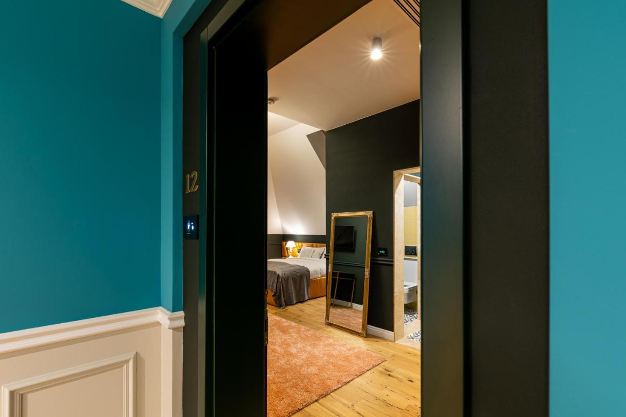 Boutique Hotel Cocosul De Aur Targu-Mures Bagian luar foto