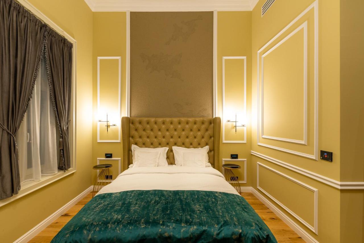 Boutique Hotel Cocosul De Aur Targu-Mures Bagian luar foto