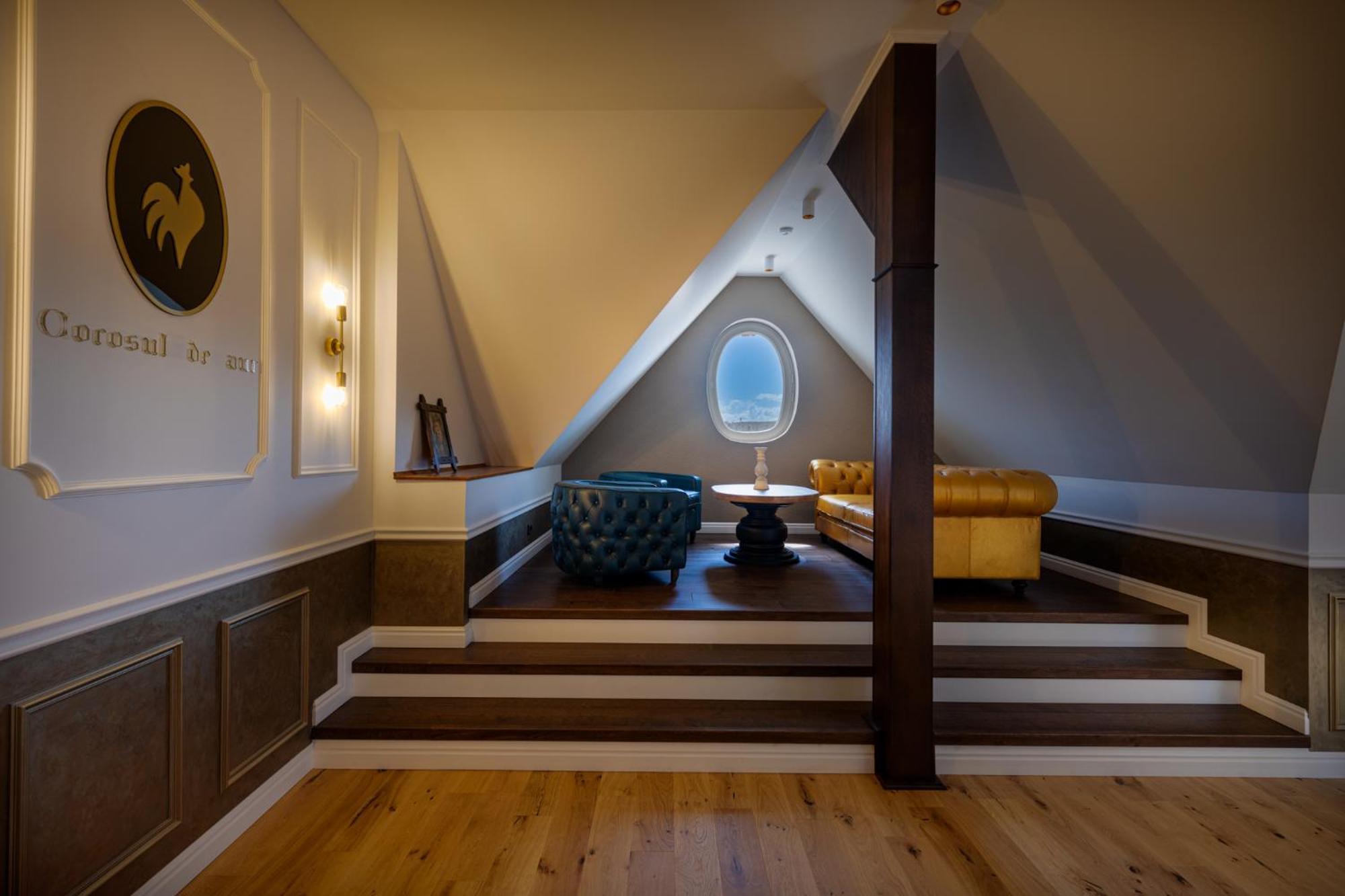 Boutique Hotel Cocosul De Aur Targu-Mures Bagian luar foto